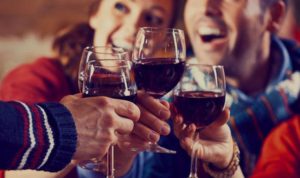 Rượu vang giúp ngăn ngừa trầm cảm theo mức độ